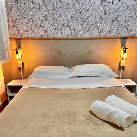 Quarto Privativo Leme De Noronha - 2Min Da Praia リオデジャネイロ エクステリア 写真